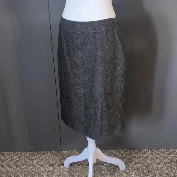 Ann Taylor Wool Cashmere Blend Dark Brown Herringbone Skirt - Picture 1 of 8